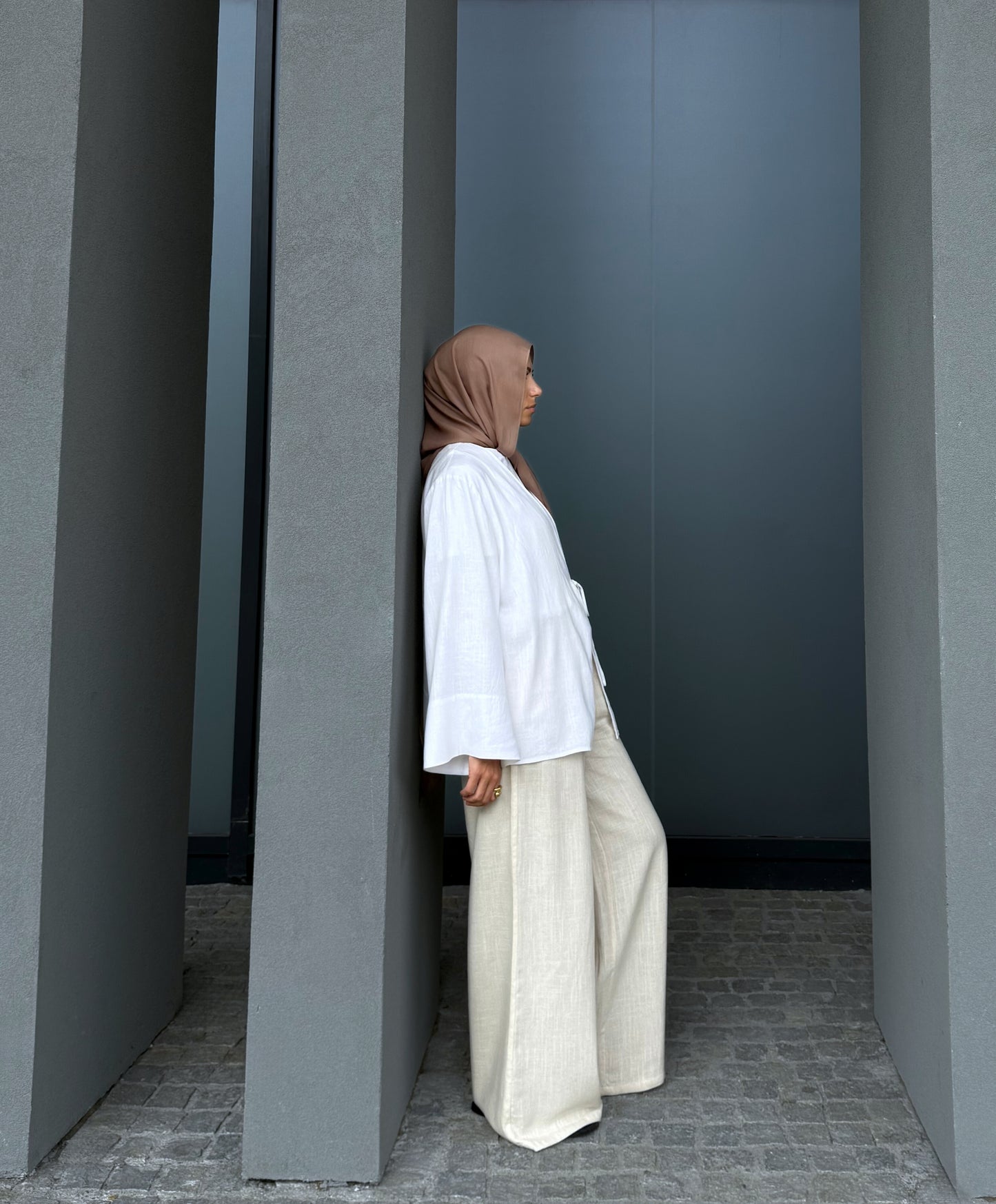 PANTALONI DI LINO AURA