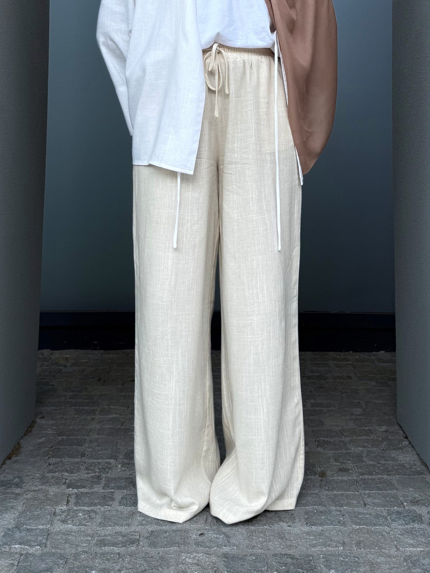 PANTALONI DI LINO AURA
