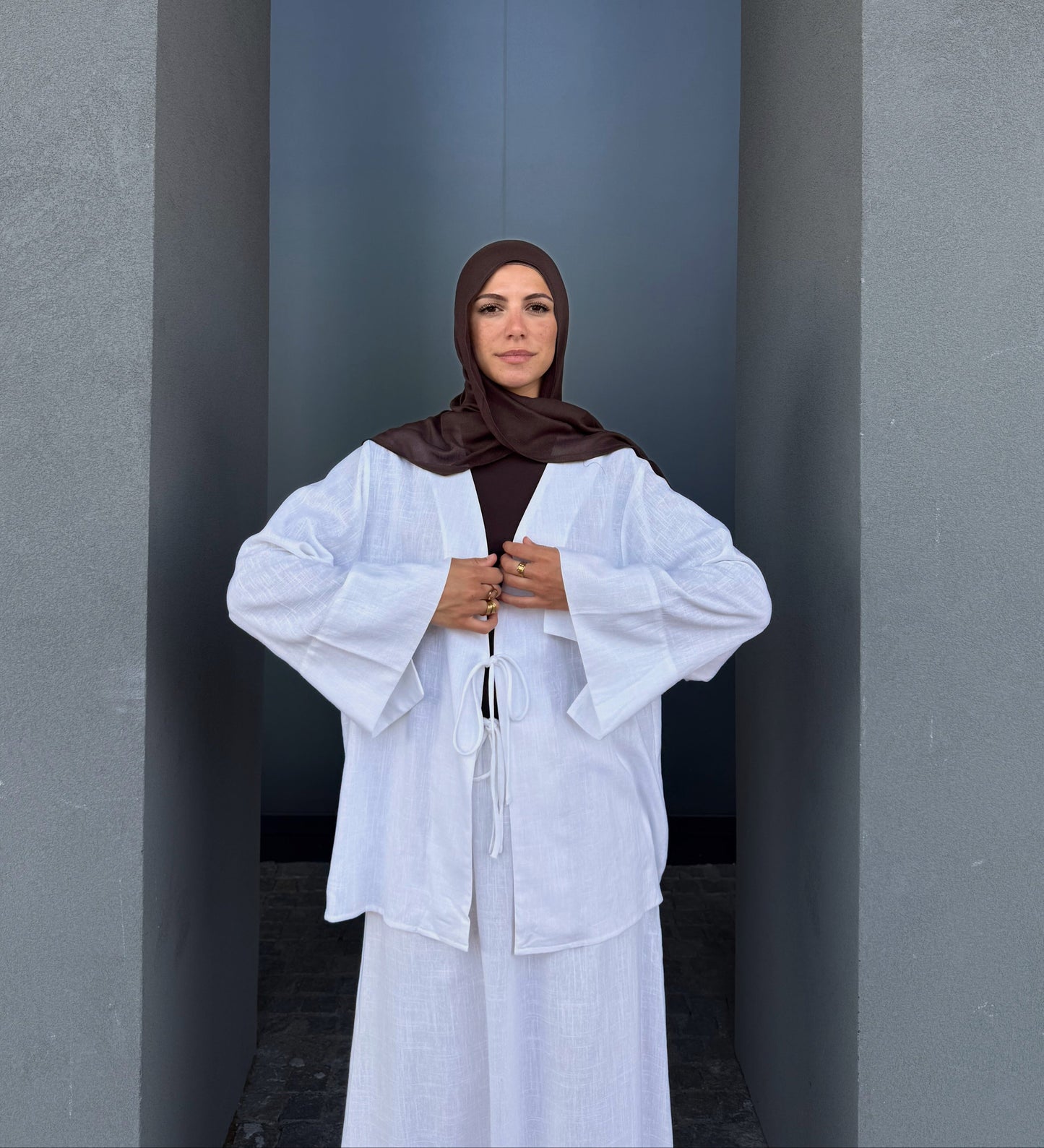 ZAHIRA LINEN TOP