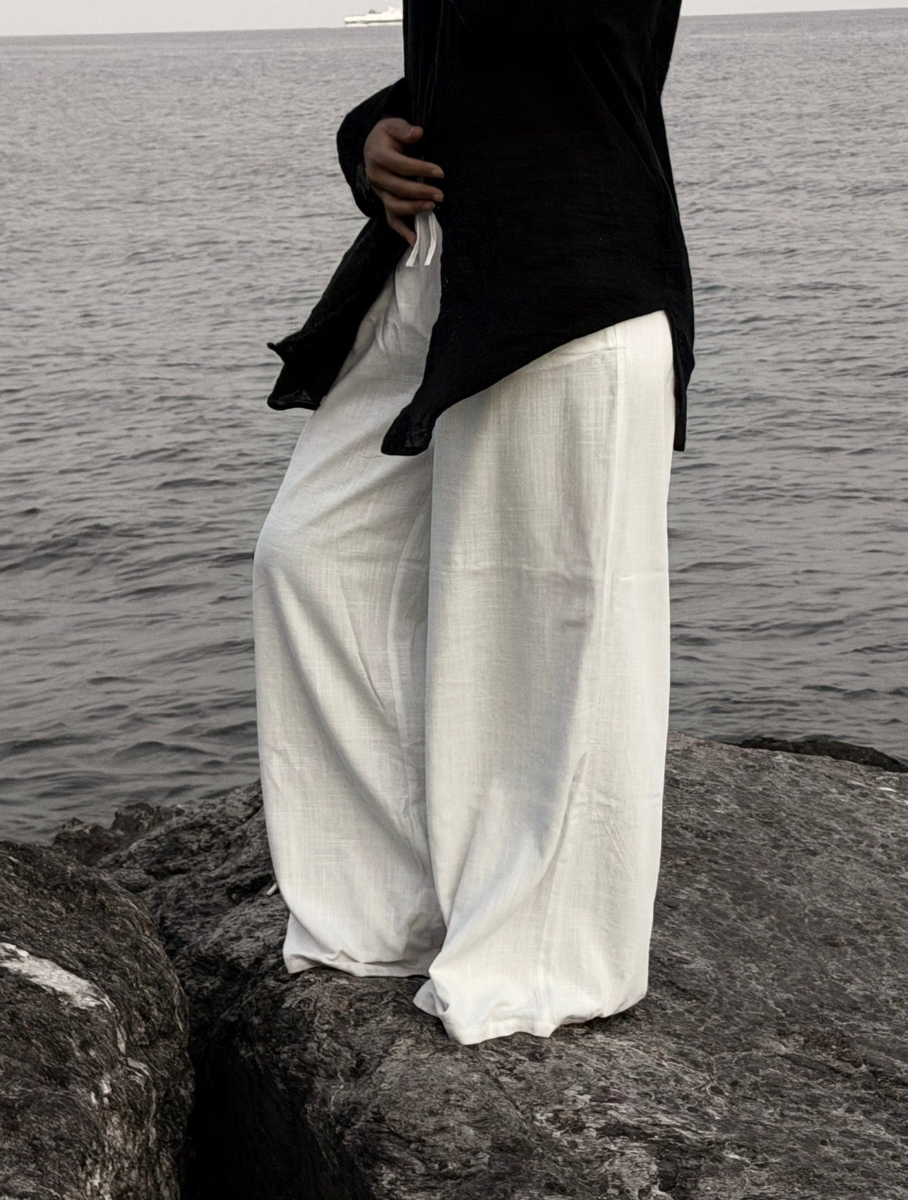 PANTALONI DI LINO BIANCHI